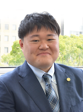 塩谷　諒の写真